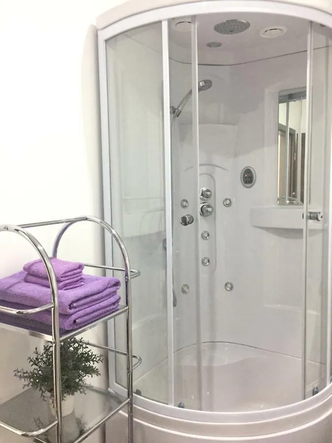 Studio Lavander Apartment Kastela 0*,  Croatia